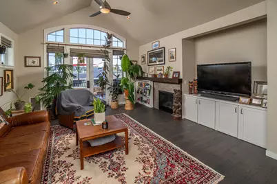 63182 Iner Loop, Bend, OR 97701 - Photo 8