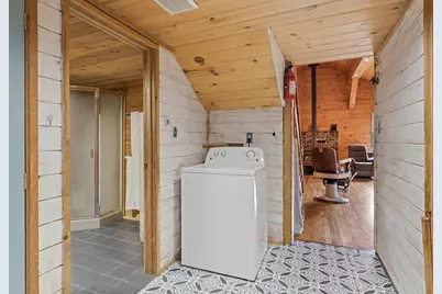 67439 Hwy 20, Bend, OR 97703 - Photo 24