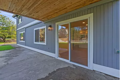 63673 Boyd Acres Road, Bend, OR 97701 - Photo 28