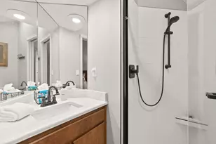 19717 SW Mount Bachelor Dr, Bend, OR 97702 - Photo 10