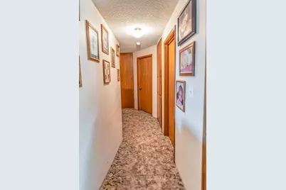 2137 Orindale Road, Klamath Falls, OR 97601 - Photo 8