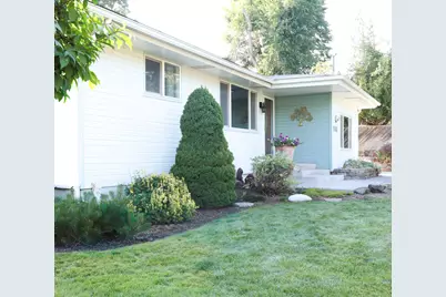 246 Soquel Street, Klamath Falls, OR 97601 - Photo 2