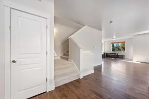 113 NW Outlook Vista Dr, Bend, OR 97703 - Photo 12