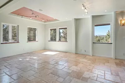 7950 NW Grubstake Way, Redmond, OR 97756 - Photo 10