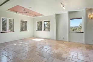 7950 NW Grubstake Way, Redmond, OR 97756 - Photo 10