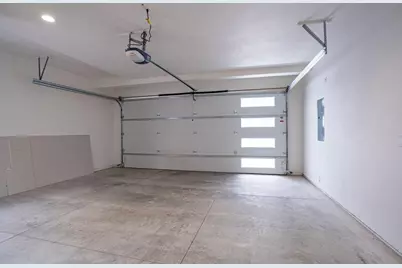 2 NW Hood Place, Bend, OR 97703 - Photo 46