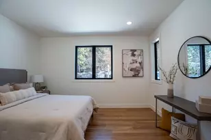 2 NW Hood Pl, Bend, OR 97703 - Photo 26