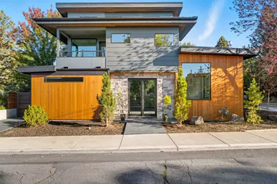 2 NW Hood Place, Bend, OR 97703 - Photo 4