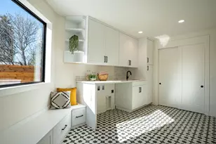 2 NW Hood Pl, Bend, OR 97703 - Photo 22