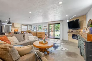 52900 Sunrise Blvd, La Pine, OR 97739 - Photo 1