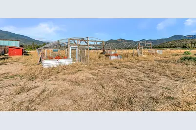 13990 N Applegate Road, Grants Pass, OR 97527 - Photo 36