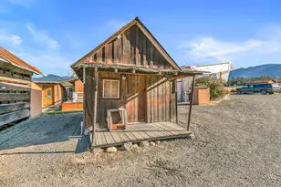 13990 N Applegate Rd, Grants Pass, OR 97527 - Photo 38