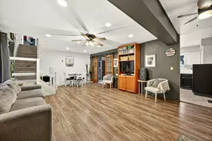 342 Hazel St, Central Point, OR 97502 - Photo 4