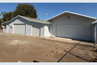 114 N Ross Lane, Medford, OR 97501 - Photo 4