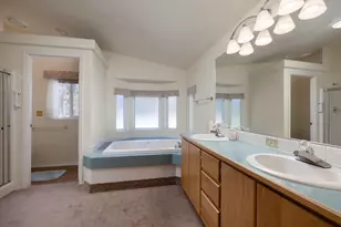 11511 Larchwood Dr, La Pine, OR 97739 - Photo 12