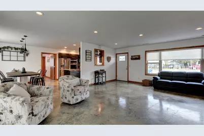 1225 Corona Avenue, Medford, OR 97504 - Photo 8