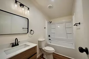 581 Azalea Dr, Grants Pass, OR 97526 - Photo 14