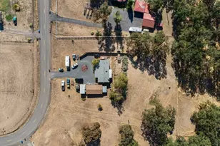 11615 Michael Rd, Central Point, OR 97502 - Photo 28