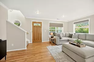 380 Hemlock Ln, Ashland, OR 97520 - Photo 6