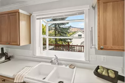 380 Hemlock Lane, Ashland, OR 97520 - Photo 42