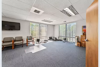 2090 Commerce Drive, Medford, OR 97504 - Photo 28