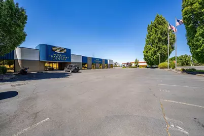 2090 Commerce Drive, Medford, OR 97504 - Photo 48