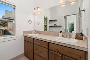 21302 Northeast Brooklyn Court, Bend, OR 97701 - Photo 20