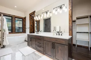 56673 Glowstone Loop, Bend, OR 97707 - Photo 24