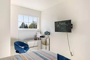 1019 SW J Street SW, Grants Pass, OR 97526 - Photo 10