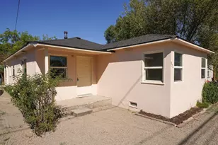 854 W Stewart Ave, Medford, OR 97501 - Photo 1