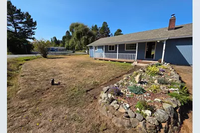 63680 Wallace Road, Coos Bay, OR 97420 - Photo 2