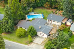 3307 Freeland Rd, Central Point, OR 97502 - Photo 1