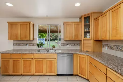 3307 Freeland Road, Central Point, OR 97502 - Photo 6