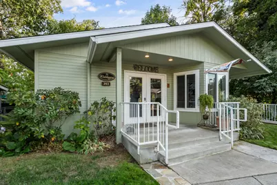 208 NW Creekside Drive, Grants Pass, OR 97526 - Photo 26
