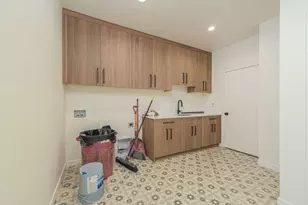 3337 NW Leavitt Ln, Bend, OR 97703 - Photo 24