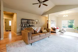 61194 Geary Dr, Bend, OR 97702 - Photo 16