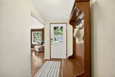 2055 Terrel Drive, Medford, OR 97501 - Photo 6