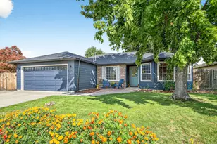 2055 Terrel Dr, Medford, OR 97501 - Photo 2