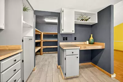 2055 Terrel Drive, Medford, OR 97501 - Photo 16