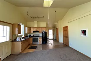 16240 Lost Coyote Ln, Mitchell, OR 97750 - Photo 8
