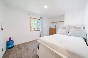 246 SE 6th St, Redmond, OR 97756 - Photo 20