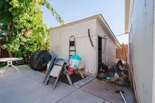 246 SE 6th St, Redmond, OR 97756 - Photo 40