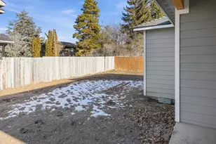 811 Quail Point Dr, Klamath Falls, OR 97601 - Photo 24