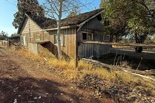 65655 Cline Falls Rd, Bend, OR 97703 - Photo 8