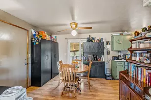 710 SE 12th St, Grants Pass, OR 97526 - Photo 10