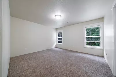 3860 Creek View Drive, Medford, OR 97504 - Photo 28