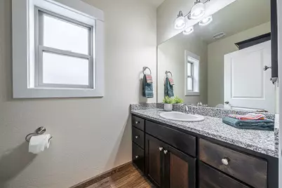 3860 Creek View Drive, Medford, OR 97504 - Photo 8