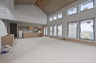 22936 Ghost Tree Ln, Bend, OR 97701 - Photo 12