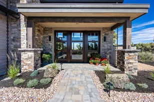 22936 Ghost Tree Ln, Bend, OR 97701 - Photo 2