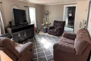 722 Donald St, Klamath Falls, OR 97601 - Photo 4